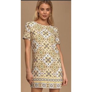 Lulus Womans Sz Medium Dress Sz Dandy Lion Yellow Print Dress Short Sleeve